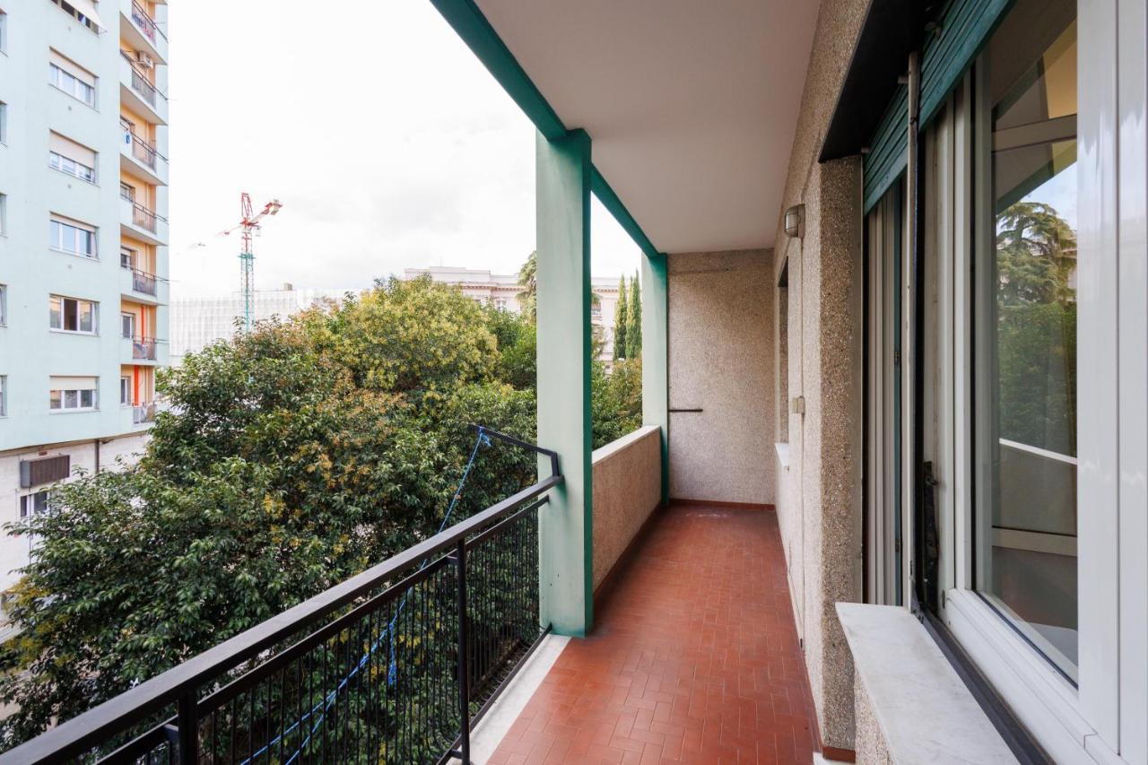 Casa Vittoria Di San Martino Affittacamere Genua Buitenkant foto