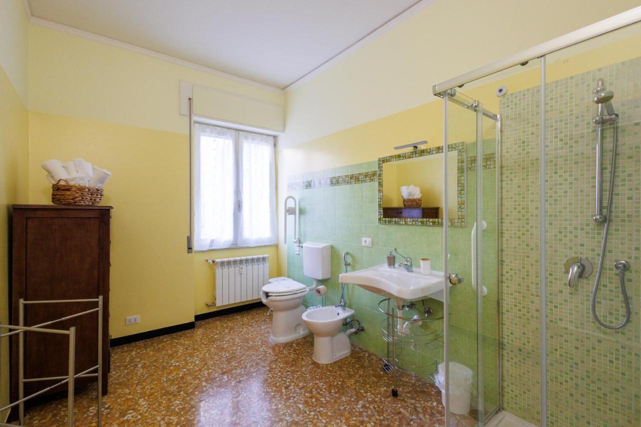 Casa Vittoria Di San Martino Affittacamere Genua Buitenkant foto