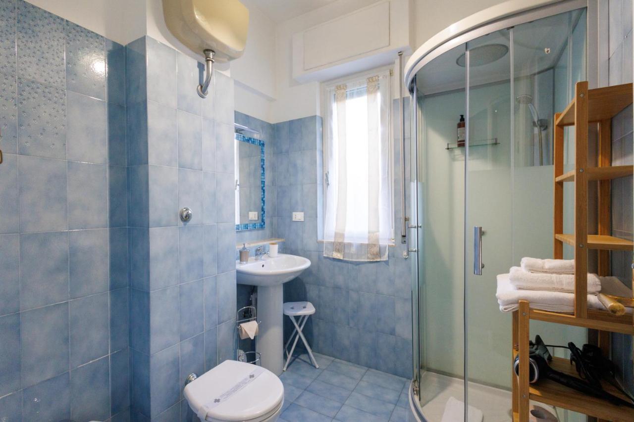 Casa Vittoria Di San Martino Affittacamere Genua Buitenkant foto